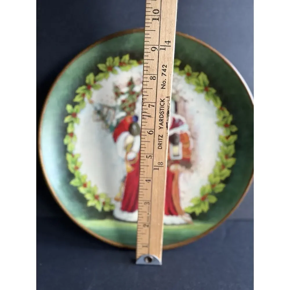 Giftcraft Holiday Plate 068901 Old World Santa Father Christmas Collectible 10”